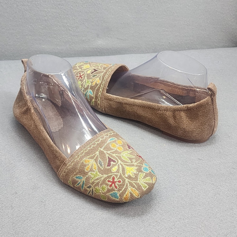 Latigo Bliss Flats Tan Suede Floral Embroidered Boho Women 8.5 M LA-F17-50412